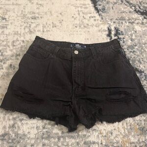 Hollister Ultra High Rise Relaxed Vintage Short 3”